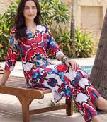 Women Printed Regular Kurta with Trousers