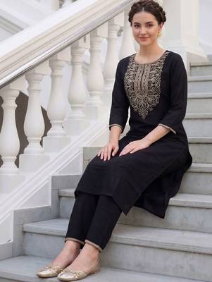 Women Ethnic Motifs Embroidered Regular Thread Work Pure Cotton Kurta with Trousers 4