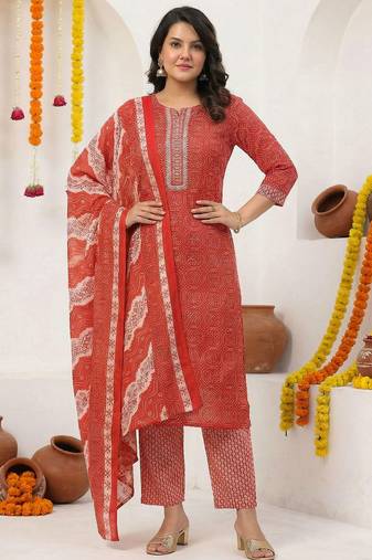 Women Ethnic Motifs Printed Regular Thread Work  Cotton Kurta with Trousers & With Dupatta