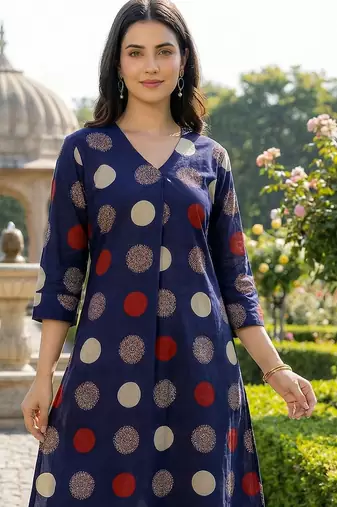 Women Ethnic Motifs Printed Regular Pure Cotton Kurta with Trousers
