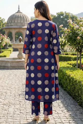 Women Ethnic Motifs Printed Regular Pure Cotton Kurta with Trousers