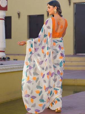 White chiffon printed saree with blouse 3