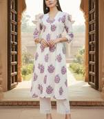 Women Floral Printed Regular Pure Cotton Kurta with Trousers