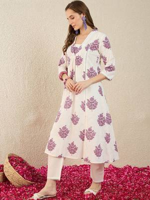 Women Floral Printed Regular Pure Cotton Kurta with Trousers 5