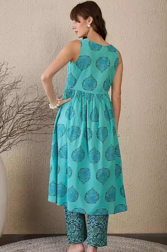 Women Ethnic Motifs Printed Regular Pure Cotton Kurta with Trousers
