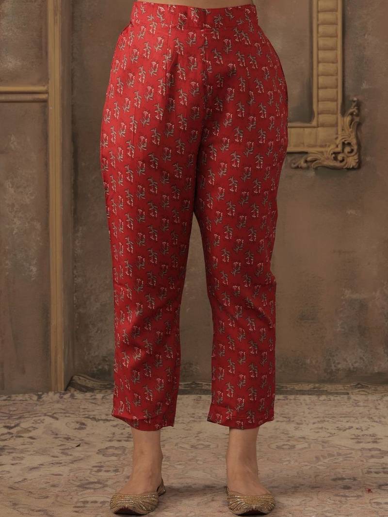 Floral Printed Round Neck Straight Kurta With Trousers & Dupatta