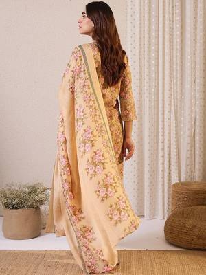 Floral Printed Straight Pure Cotton Kurta With Trousers & Dupatta 4