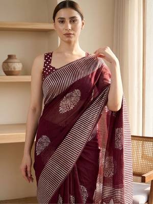 Maroon silk blend printed saree with blouse 2