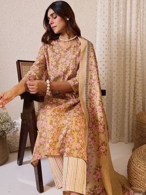 Floral Printed Straight Pure Cotton Kurta With Trousers & Dupatta 7