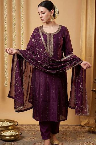 Women Ethnic Motifs Embroidered Regular Kurta with Trousers & With Dupatta