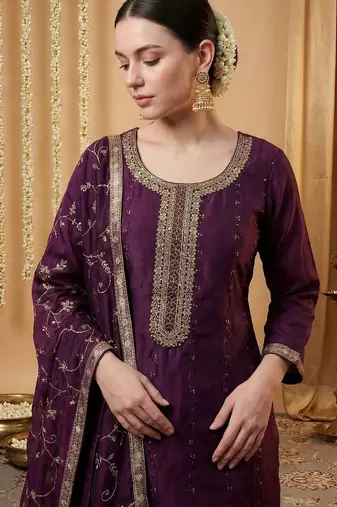 Women Ethnic Motifs Embroidered Regular Kurta with Trousers & With Dupatta