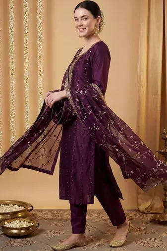 Women Ethnic Motifs Embroidered Regular Kurta with Trousers & With Dupatta