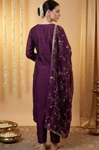 Women Ethnic Motifs Embroidered Regular Kurta with Trousers & With Dupatta