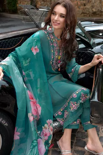 Women Ethnic Motifs Embroidered Regular Thread Work Kurta with Trousers & With Dupatta