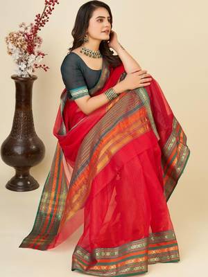 Red silk blend woven design saree with blouse 1