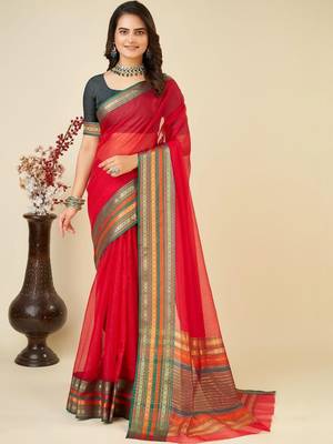 Red silk blend woven design saree with blouse 2