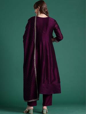 Women Ethnic Motifs Embroidered Regular Kurta with Trousers & With Dupatta 6