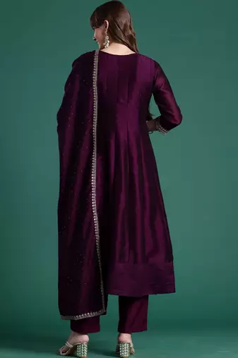 Women Ethnic Motifs Embroidered Regular Kurta with Trousers & With Dupatta