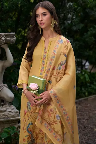 Women Ethnic Motifs Printed Regular Thread Work Linen Kurta with Trousers & With Dupatta