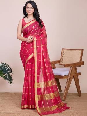 Pink silk blend woven design saree with blouse 1