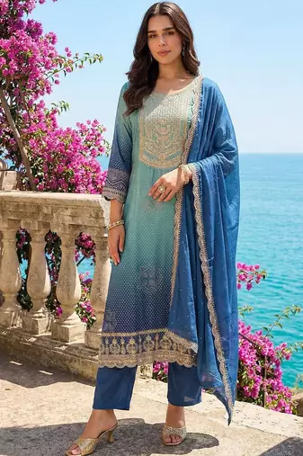 Women Ethnic Motifs Printed Regular Thread Work Kurta with Trousers & With Dupatta