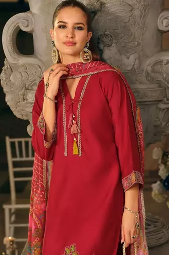 Women Ethnic Motifs Dyed Regular Thread Work Kurta with Trousers & With Dupatta