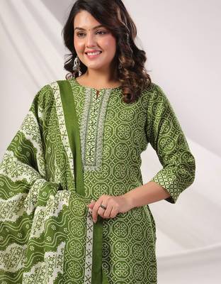 Women Bandhani Printed Regular Pure Cotton Kurta with Trousers & Dupatta 1