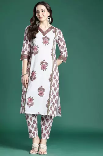 Women Ethnic Motifs Printed Regular Pure Cotton Kurta with Trousers