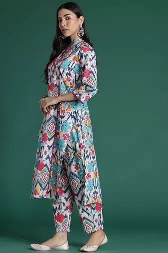 Women Printed Panelled Pure Cotton Kurta with Trousers