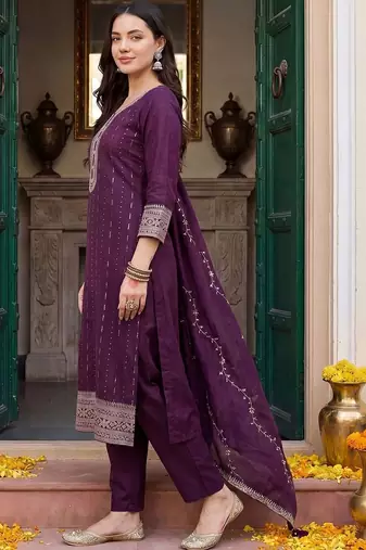 Women Ethnic Motifs Embroidered Regular Thread Work Kurta with Trousers & With Dupatta