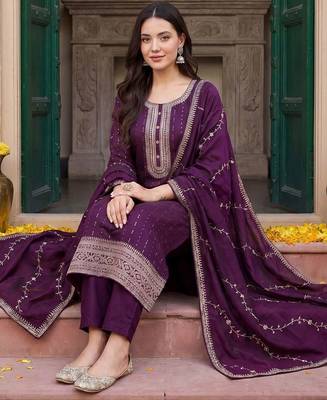 Women Ethnic Motifs Embroidered Regular Thread Work Kurta with Trousers & With Dupatta 5