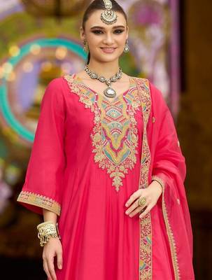 Women Ethnic Motifs Embroidered Regular Sequinned Kurta with Trousers & With Dupatta 2