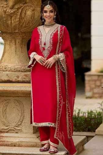 Women Ethnic Motifs Embroidered Regular Kurta with Trousers & With Dupatta