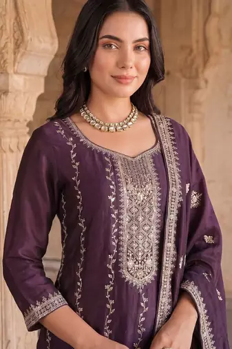 Women Ethnic Motifs Embroidered Regular Thread Work Kurta with Trousers & With Dupatta