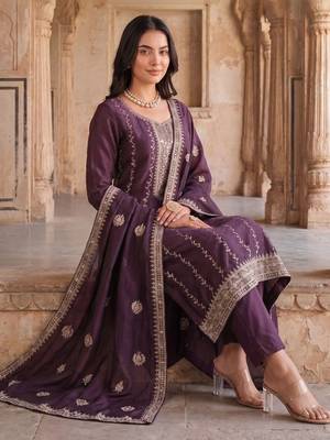 Women Ethnic Motifs Embroidered Regular Thread Work Kurta with Trousers & With Dupatta 2