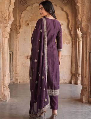Women Ethnic Motifs Embroidered Regular Thread Work Kurta with Trousers & With Dupatta 6