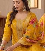 Women Regular Thread Work Kurta with Palazzos & With Dupatta
