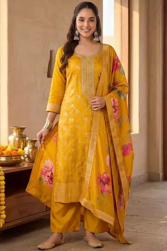 Women Regular Thread Work Kurta with Palazzos & With Dupatta