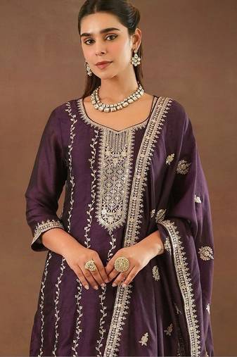 Women Ethnic Motifs Embroidered Regular Thread Work Kurta with Trousers & With Dupatta