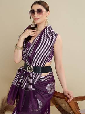 Purple silk blend printed saree with blouse 2