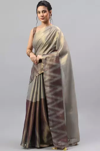 Grey polyester woven design saree with blouse