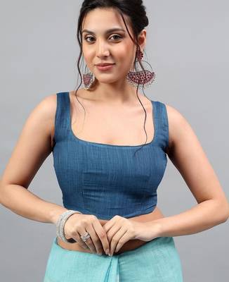 Blue linen printed saree with blouse 5