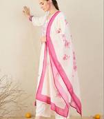 Women Floral Embroidered Regular Thread Work Kurta with Trousers & With Dupatta