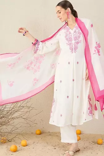 Women Floral Embroidered Regular Thread Work Kurta with Trousers & With Dupatta