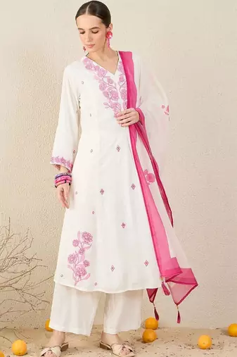 Women Floral Embroidered Regular Thread Work Kurta with Trousers & With Dupatta