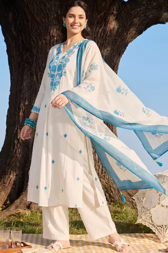 Women Ethnic Motifs Embroidered Regular Thread Work Kurta with Palazzos & With Dupatta