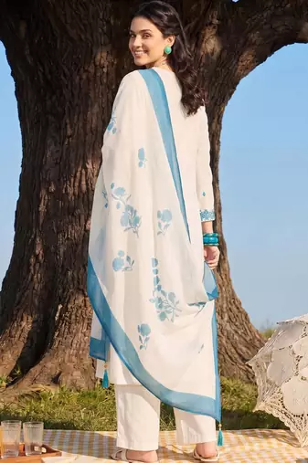 Women Ethnic Motifs Embroidered Regular Thread Work Kurta with Palazzos & With Dupatta