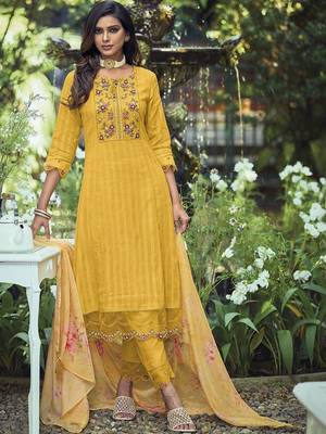 Women Ethnic Motifs Embroidered Regular Thread Work Pure Cotton Kurta with Trousers & With Dupatta 1