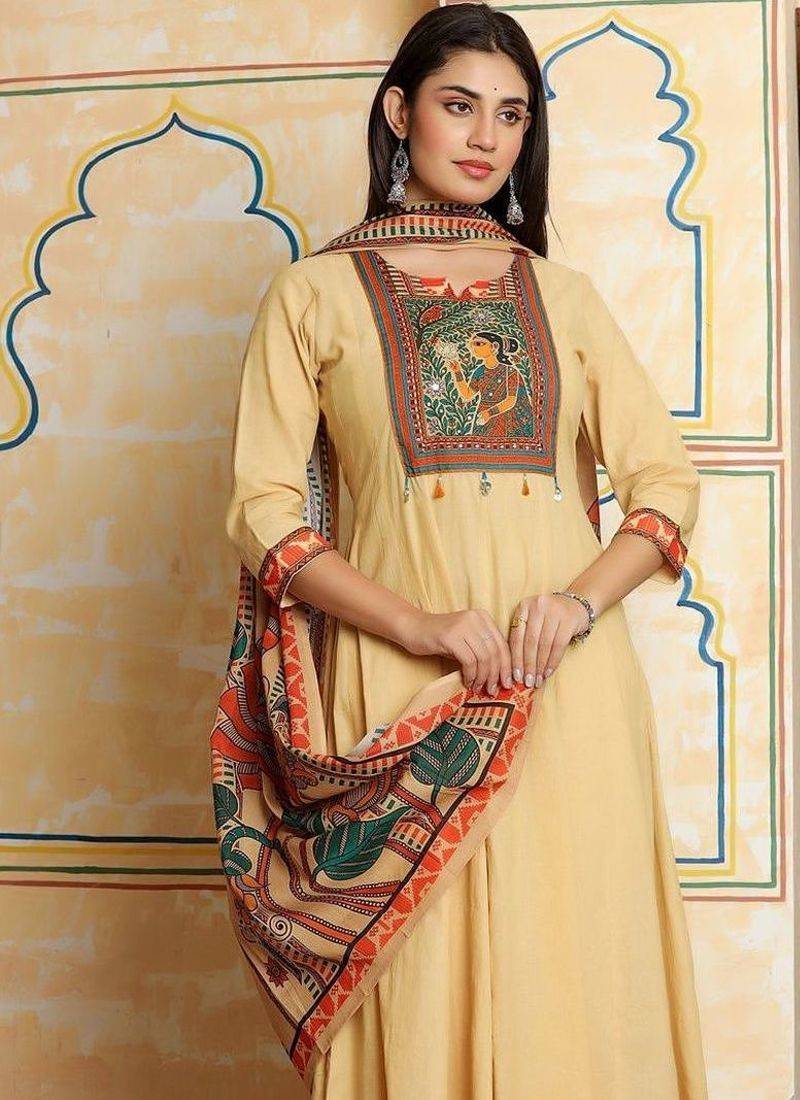 Women Ethnic Motifs Printed Tiered Pure Cotton Kurta with Trousers & With Dupatta