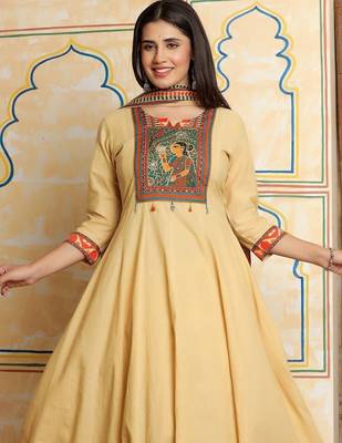 Women Ethnic Motifs Printed Tiered Pure Cotton Kurta with Trousers & With Dupatta 2